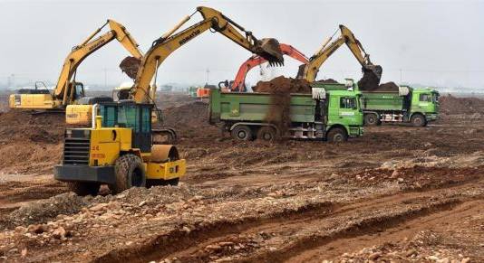 沃爾沃210BLC 回轉慢，單邊行走不行、大錘又無力故障分析，解決方案、等